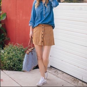 American Eagle faux suede skirt mini A line size 4